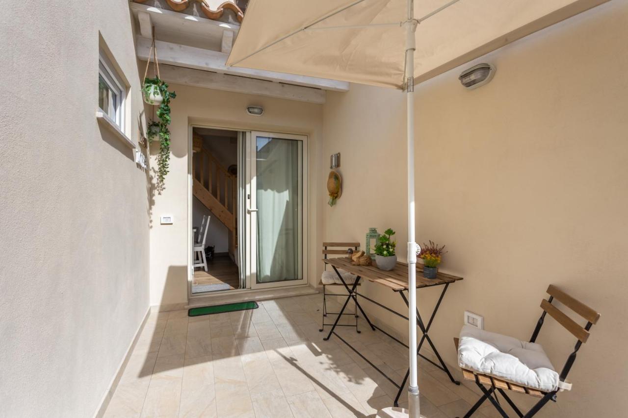 Villa Loft 35 - Private Parking Quartu SantʼElena Esterno foto